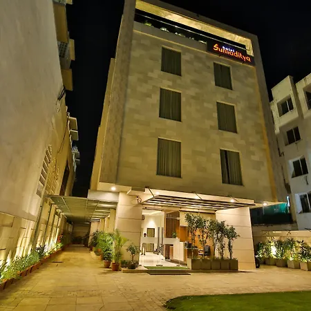 Hotel Sumaditya-3