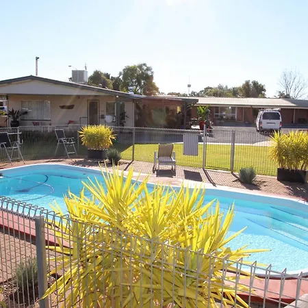Crossroads Motel-2