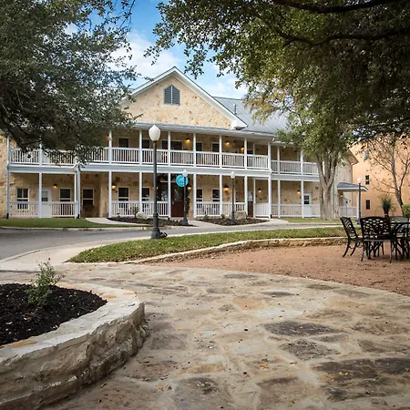 Gruene River Hotel & Retreat-3