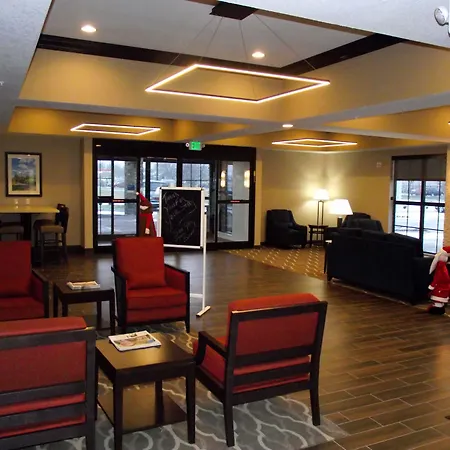 Comfort Inn & Suites Cedar Rapids Cid Eastern Iowa Airport-2