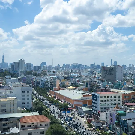Holiday Inn & Suites Saigon Airport By Ihg-3