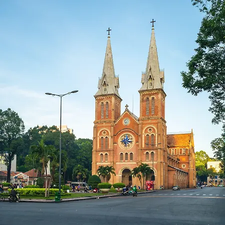 Holiday Inn & Suites Saigon Airport By Ihg-2
