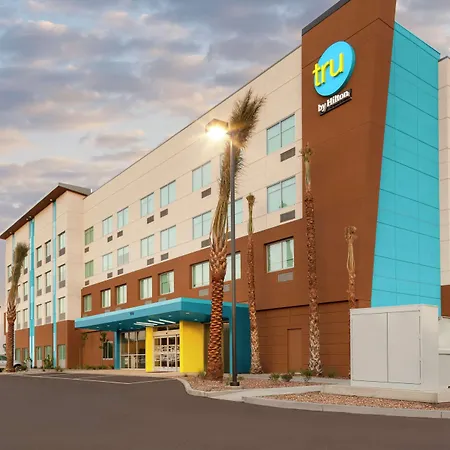 Tru By Hilton Gilbert-3