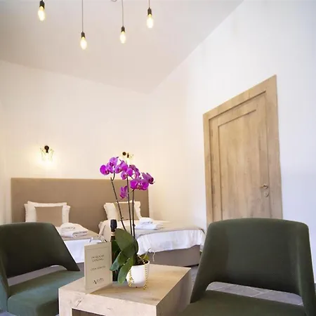 Avenue Hotel-2