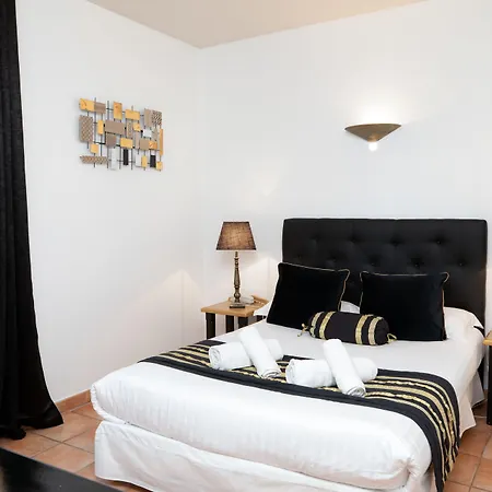 Hotel La Bastide Saint Martin-2