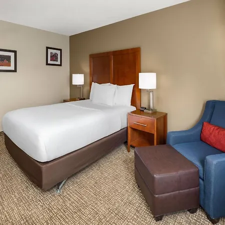 Wingate By Wyndham Pittsburgh New Stanton-2