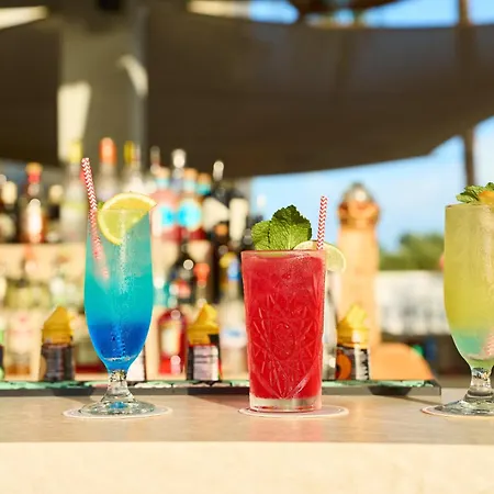 Papagayo Beach Resort (Adults Only)-3