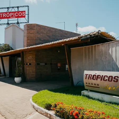 Trópicos Motel-2