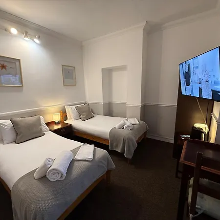 Central Hotel-3