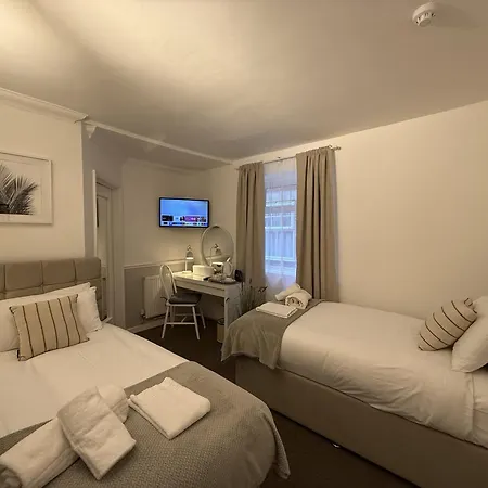 Central Hotel-3