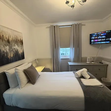 Central Hotel-2