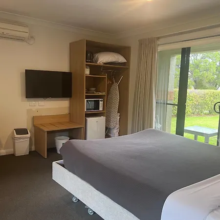 Cootamundra Heritage Motel & Apartments-3