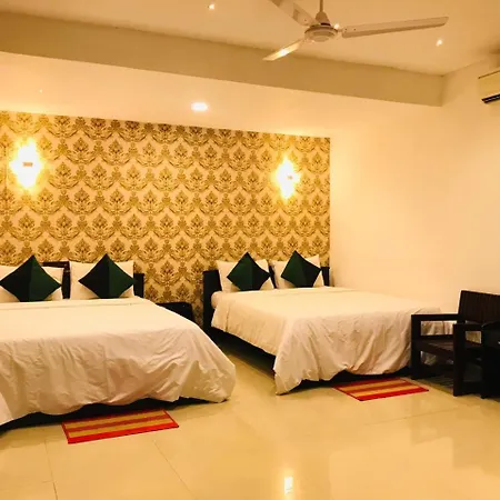 Hotel Eden Garden-3