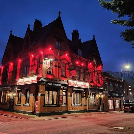 Twelfth Man Accommodation Part Of The Twelfth Man Public House-3