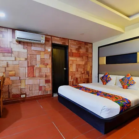 Fabhotel Tip Top-2