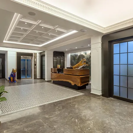 Zibe Luxe Hyderabad By Grt Hotels-2