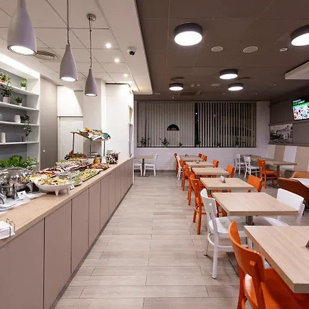 B&B Hotel Lodz Centrum-2