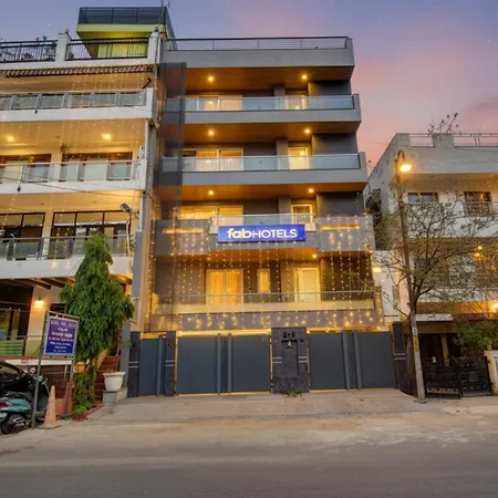 Fabhotel Exotica-2