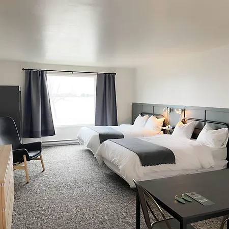 The Bayview Motel - Fort Frances, On - Lakeside Motel-2