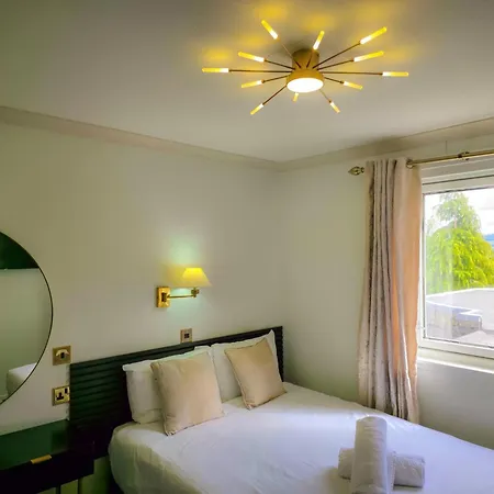 Lovat Hotel-3