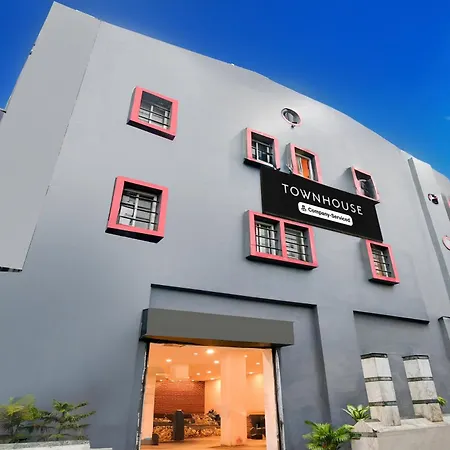 Townhouse Science City Formerly Hotel Mannat International-3