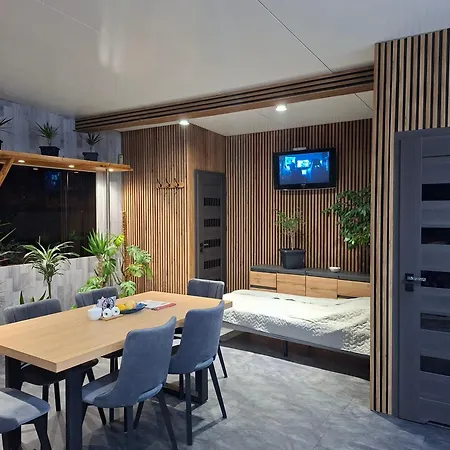 Villa Vip - Pokoje,Sniadanie,Apartament Kinowy, Masaz-2