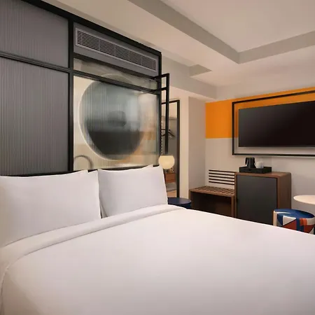 Aloft By Marriott Madrid Gran Via-2