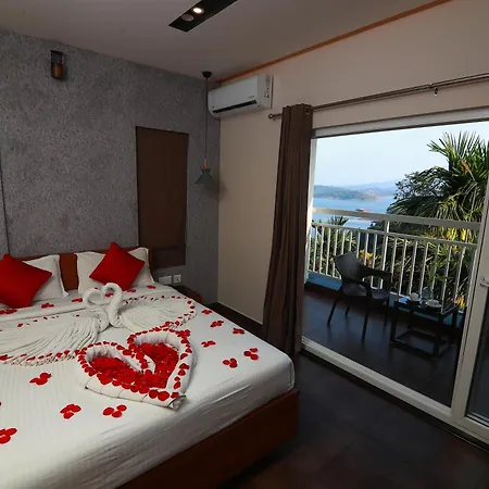 Bonita Banasura-2
