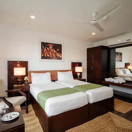 Fox Kandy By Fox Resorts - Luxury In The Mist-2