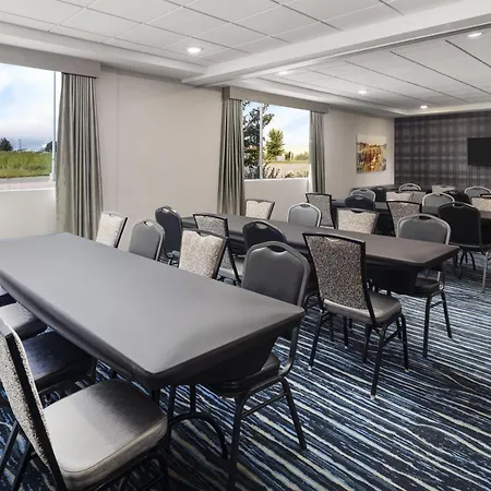 Glo Best Western Dawley Farms In Sioux Falls-2