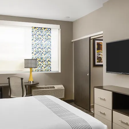 Glo Best Western Dawley Farms In Sioux Falls-3
