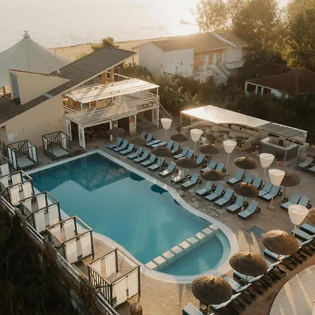 Island Kavos-3