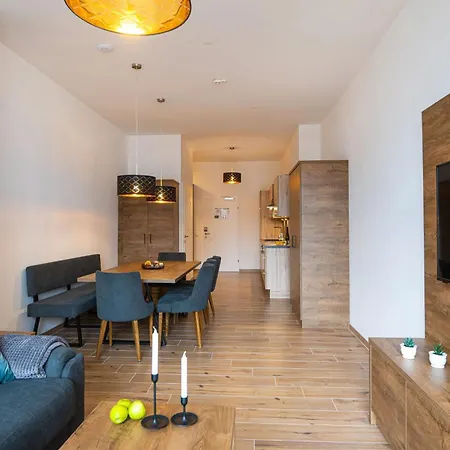 AlpenParks Hotel&Apartment Alpendorf-3