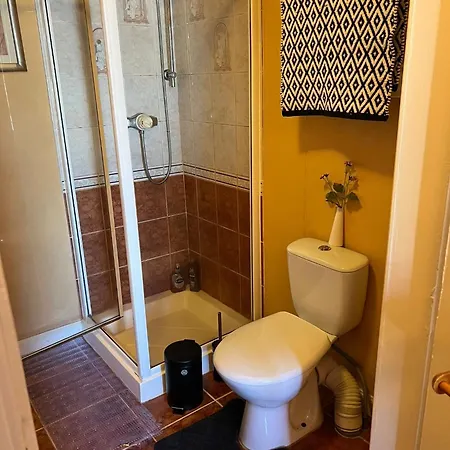 Edinburgh Travel Guest House-3