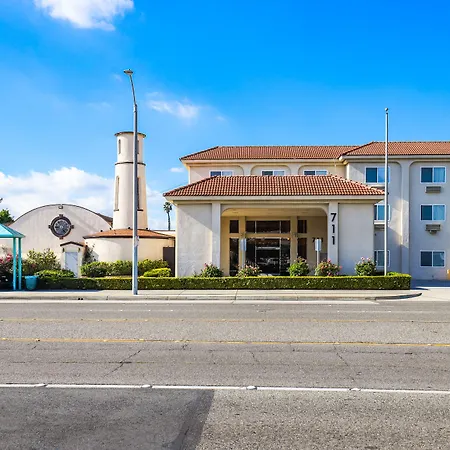 Brookhurst Plaza Inn-2