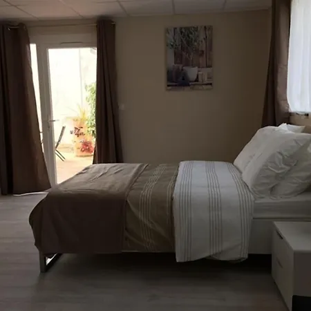 Hotel Des Quatre Saisons-3