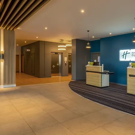 Holiday Inn Express Bridgwater M5, Jct24 By Ihg-2