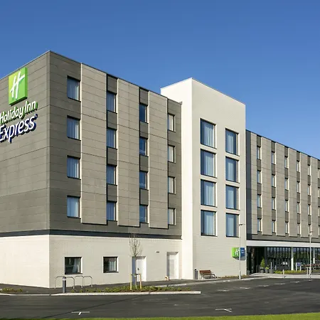 Holiday Inn Express Bridgwater M5, Jct24 By Ihg-2