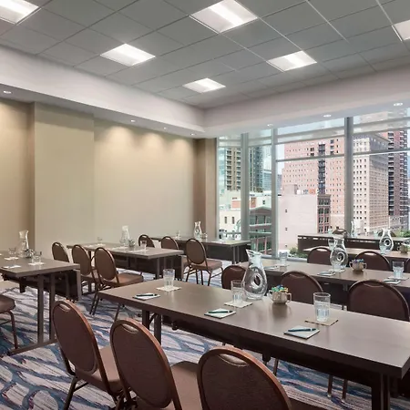 Hilton Garden Inn Chicago Downtown South Loop-2