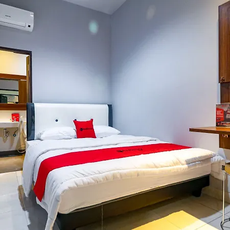 Reddoorz Near Kebon Jeruk Jakarta-2