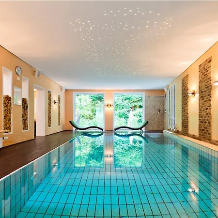 Hotel Schwarzenberg-3
