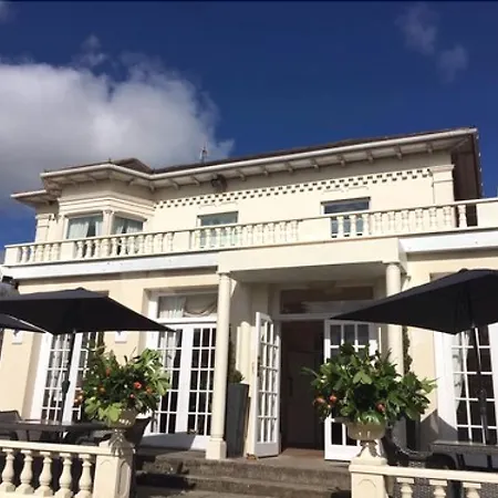 Munstone House-2