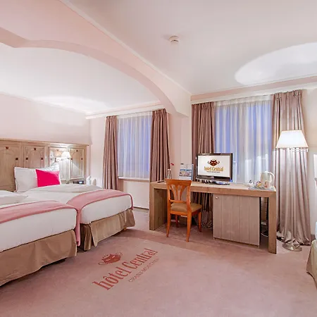 Hotel Central-2
