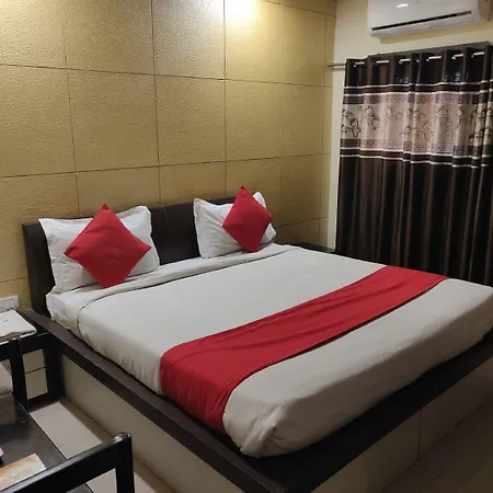 Hotel Rahul-3