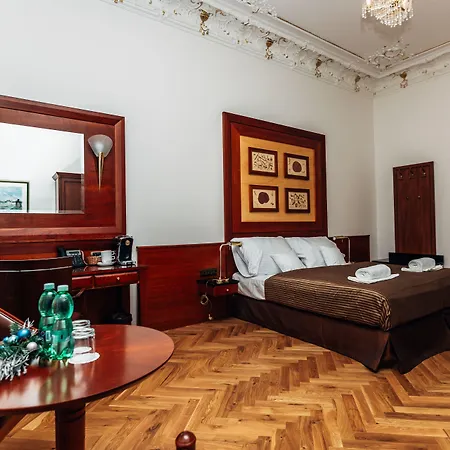Hotel La Bohemia-2