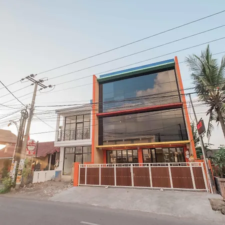 Caroline Guest House-3