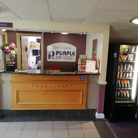 Purple Roomz Preston South-3