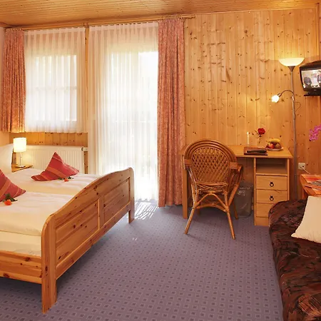 Land- und Aktivhotel Altmühlaue-2