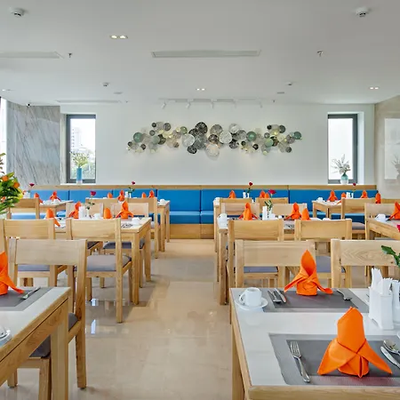 Cordial Beach Hotel Da Nang-3