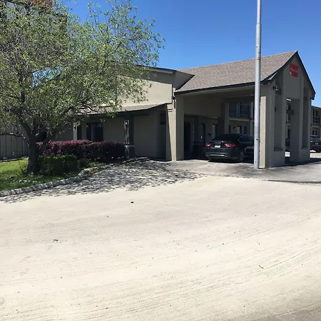 Quest Inn Weatherford-2